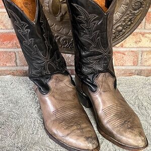 Texas Boots Style 7920 – Men’s Western Cowboy Boots – Size 11EE (Wide)